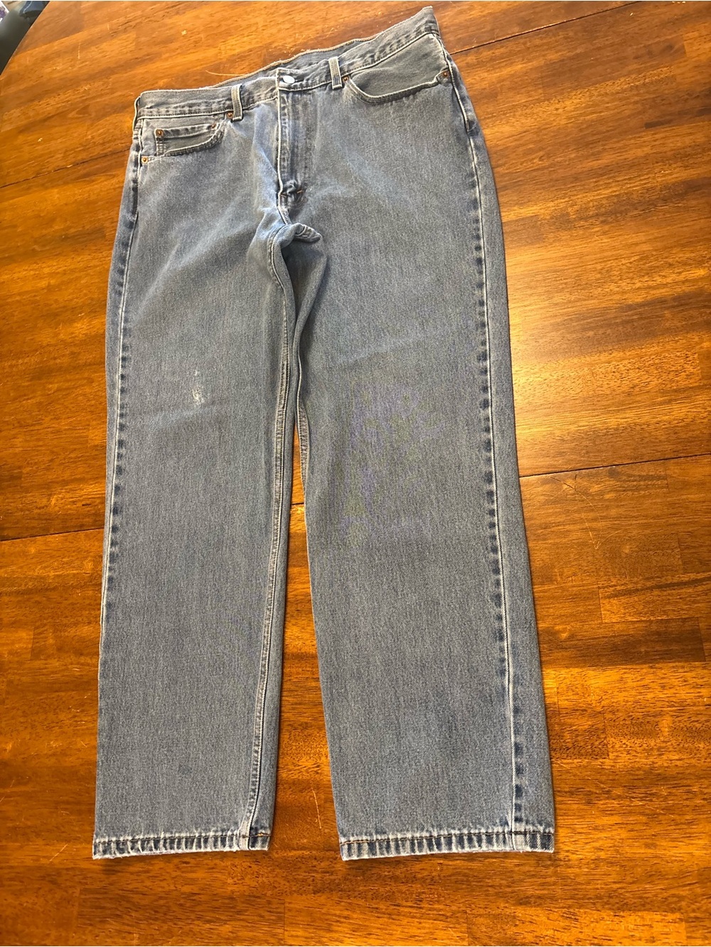 Levi's 550 Relaxed Fit Straight Jeans - Faded Blue Denim 38x30